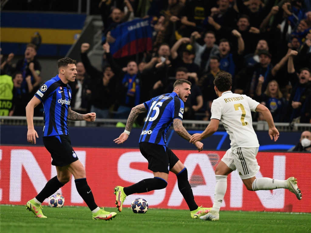 现代足球 现代足球